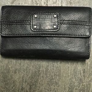 Vintage Black Leather Fossil Woman’s Wallet